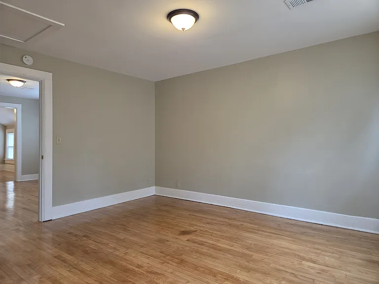 814 E Lincoln Ave #A — Photo 15