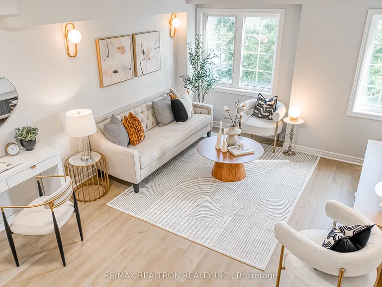 2554 Bur Oak Ave — Photo 13