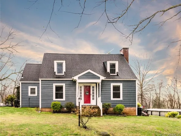 79 Ross Ln, Columbia, VA 23038