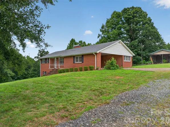147 B And South Ln, Hickory, NC 28601