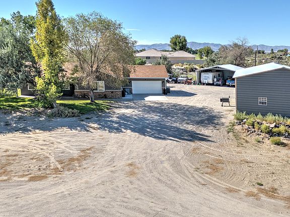2nd image of 5275 Toyon Dr