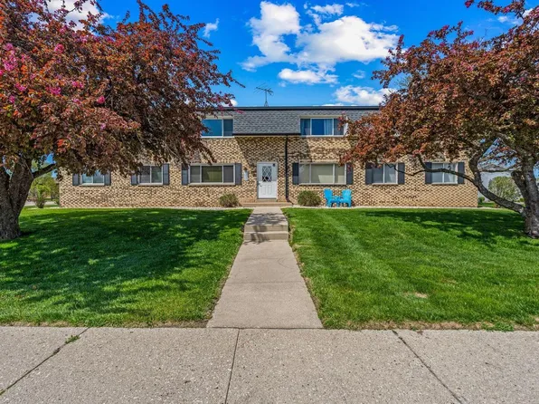 10340 West Whitnall Edge DRIVE #201, Franklin, WI 53132