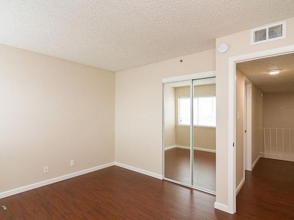 5th image of 3984 Geddes Ct