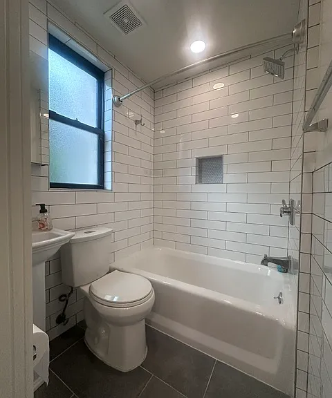 304 Bleecker St #4 — Photo 4
