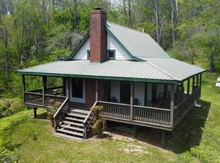 3672 Stones Chapel Rd, Elk Creek, VA 24326