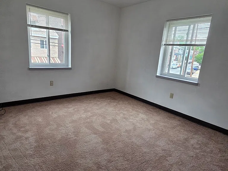155 Pearl St — Photo 20