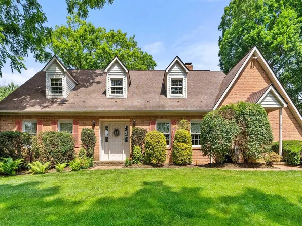 88 E Roman Ridge Rd, Mount Sidney, VA 24467