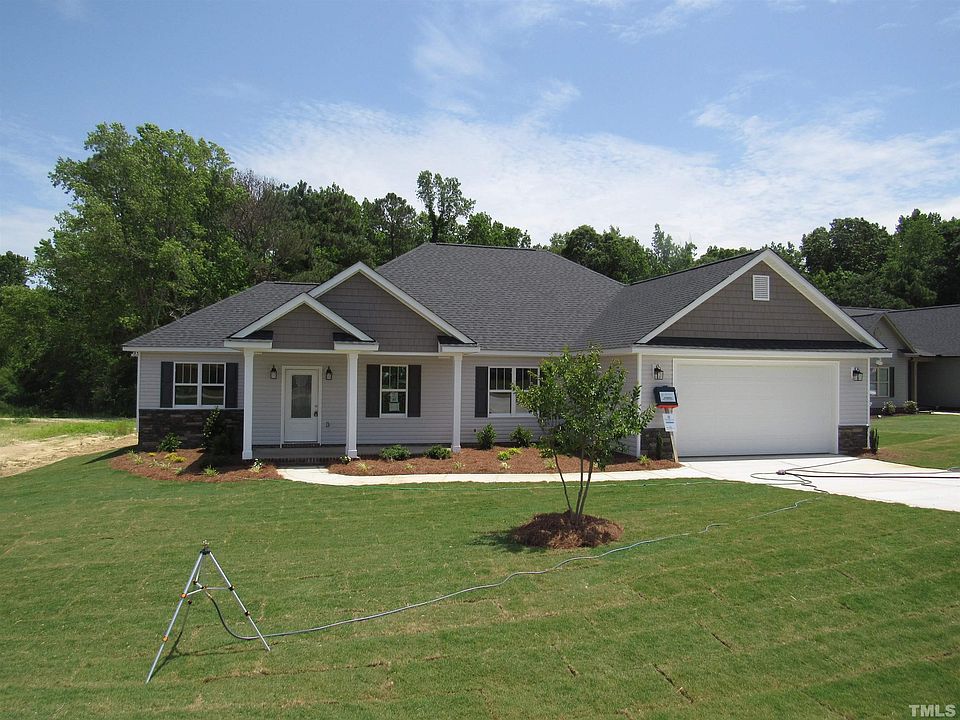 17 Maddox Cv, Benson, NC 27504 | Zillow