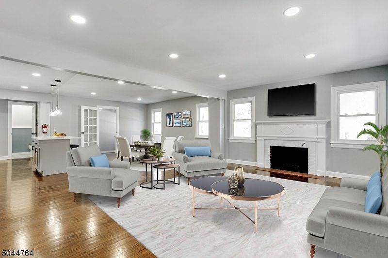 1st image of 21 Newman Ave