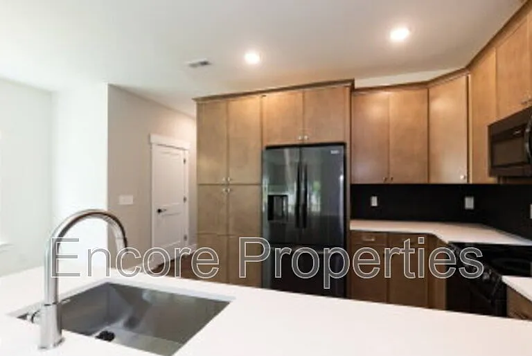 1406 Gearwood Ave #B — Photo 10