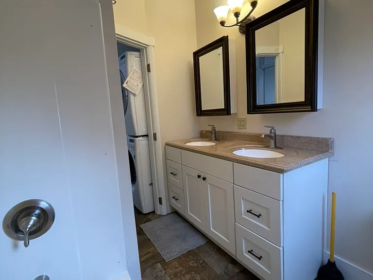 738 W 3rd St — Photo 15