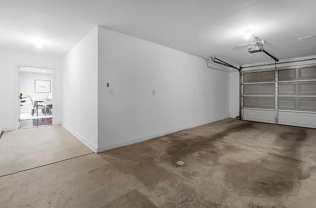 Attached Garage