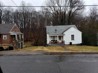 1413 Rivermont Hts, Martinsville, VA 24112