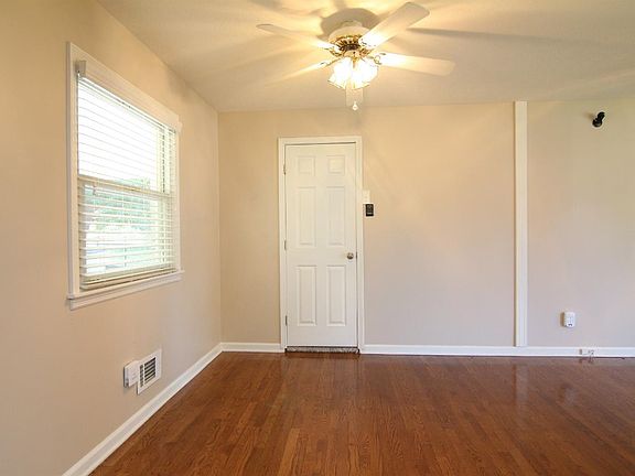 3rd image of 10815 Golden Dr