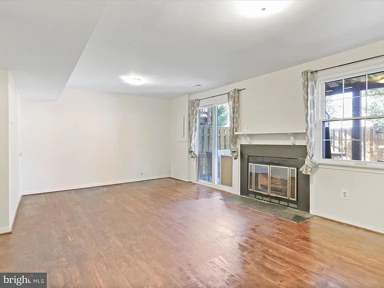 6502 Coachleigh Way — Photo 21