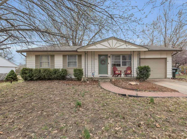 1503 W 2nd St, Lawrence, KS 66044