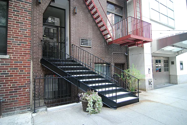 Rented by Building Equity Management LLC | media 33