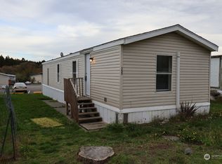 1320 N Oak Harbor St TRAILER 155, Oak Harbor, WA 98277
