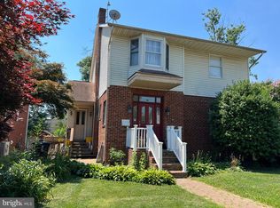 710 19th St S, Arlington, VA 22202