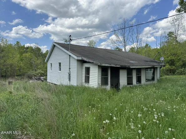 402 Krug Rd, Ashville, PA 16613