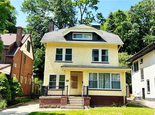 5427 Bartlett St, Pittsburgh, PA 15217