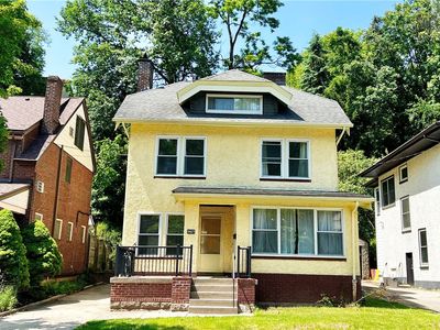 5427 Bartlett St, Pittsburgh, PA, 15217