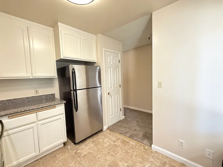 174 El Dorado Ave #2 — Photo 7