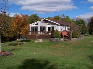 85 Mountainside Rd, Warwick, NY 10990