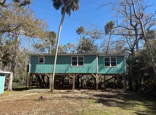 1714 River Rd NE, Steinhatchee, FL 32359