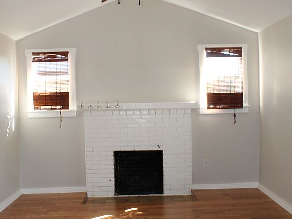 4th image of 1006 E 21st Ave
