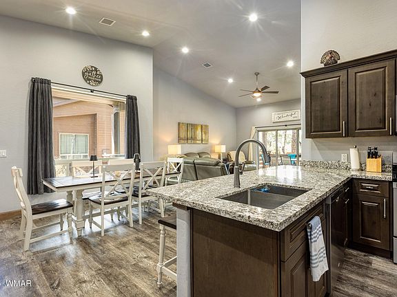 3rd image of 2940 W Villa Loop
