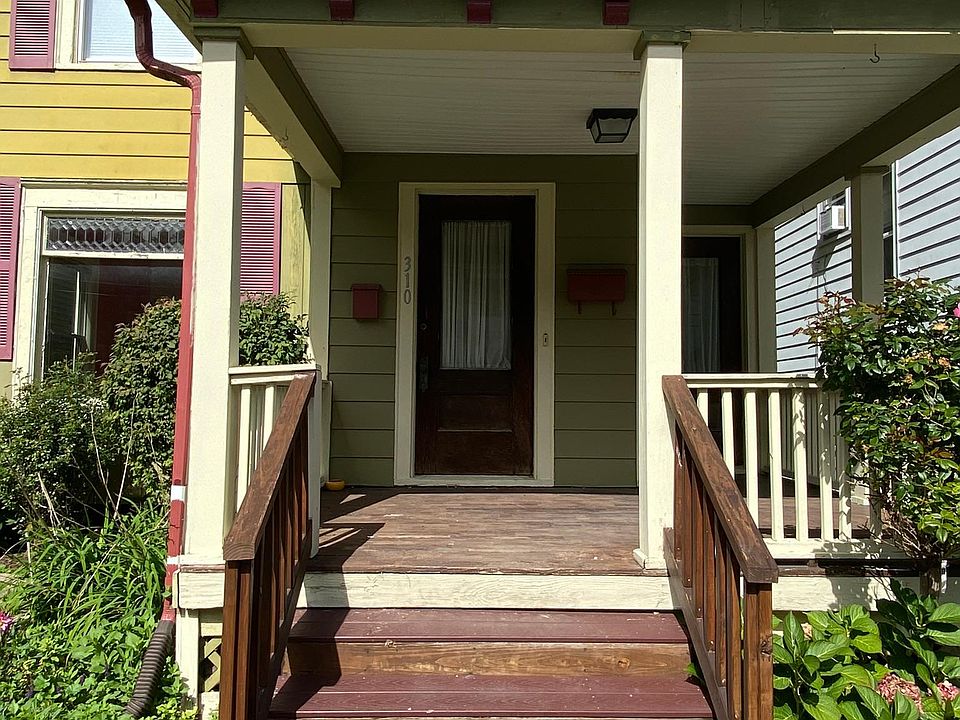 Entrance way