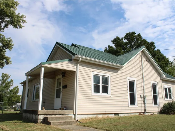 601 W North 3rd St, Shelbyville, IL 62565