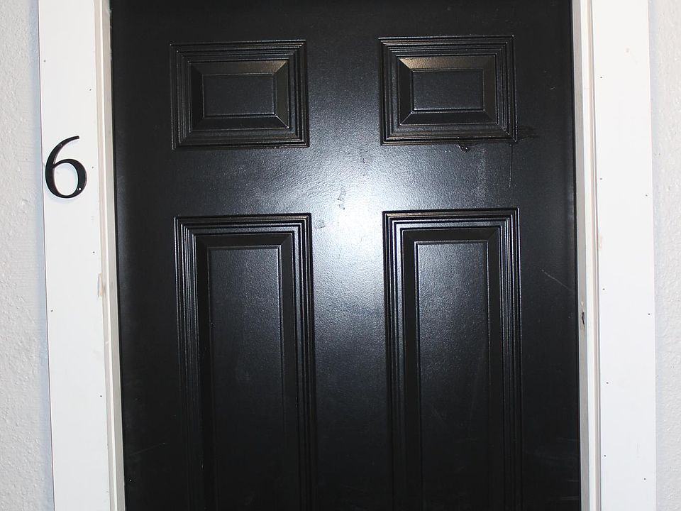 1st image of 6-1535 Castle Ct #6