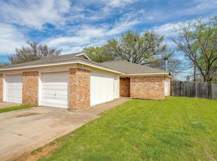 1025 Irene St, Burleson, TX 76028