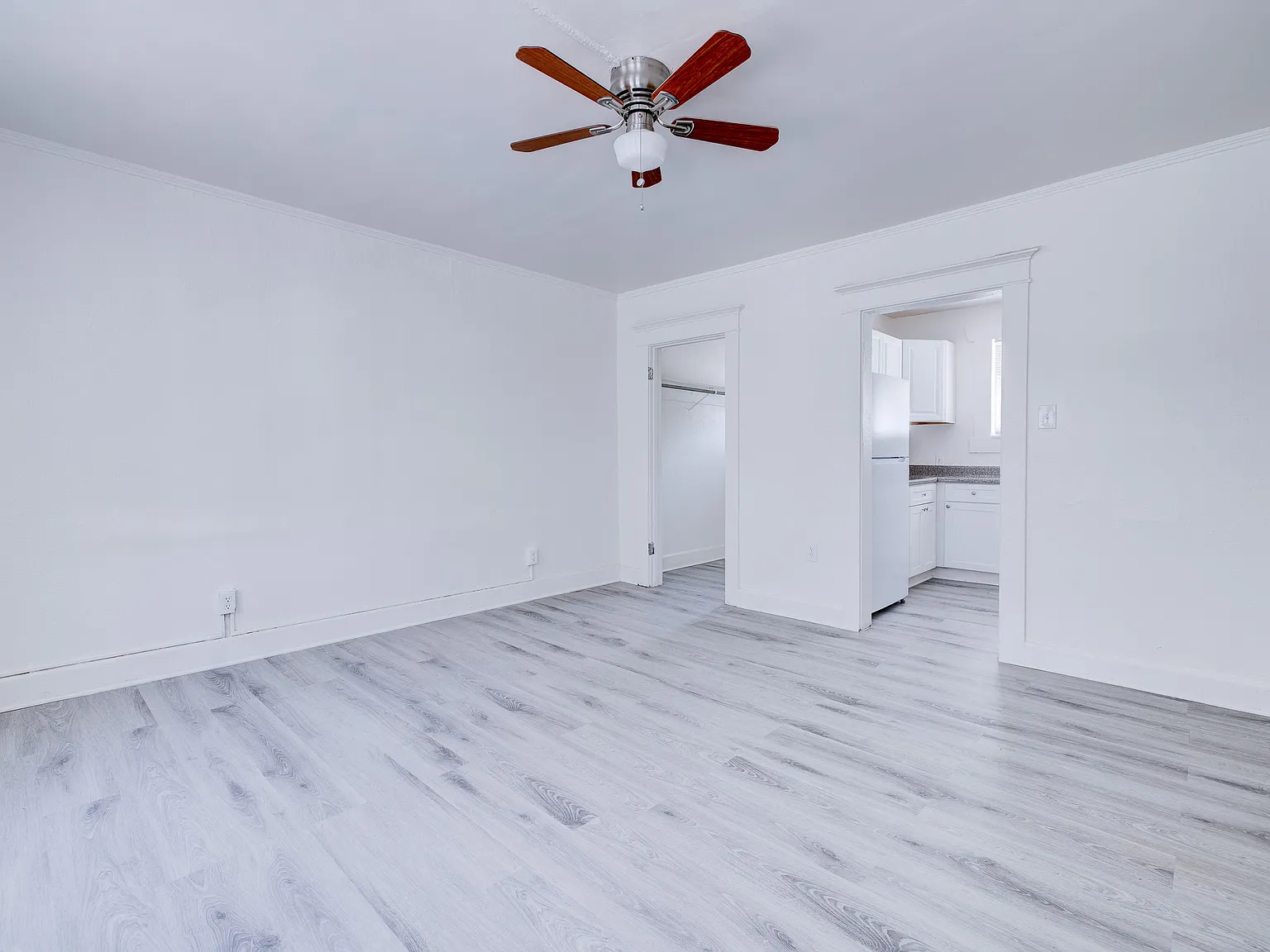 1 bed, $2,095 — Photo 2