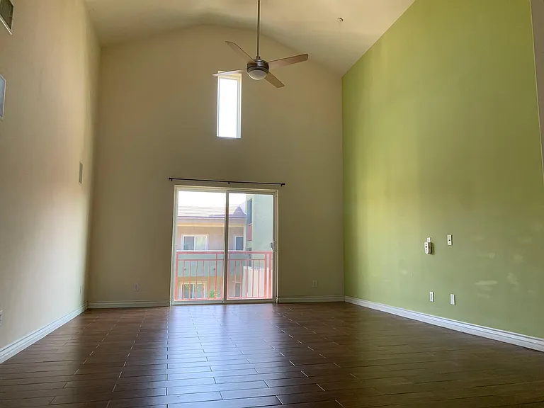 228 S Olive Ave #A310 — Photo 4