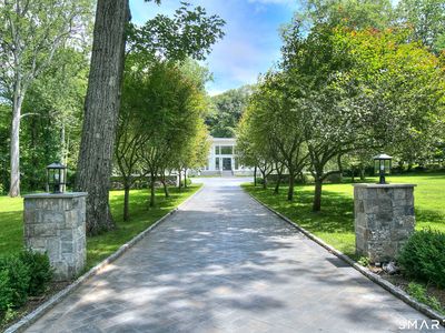 475 Fence Row Drive, Fairfield, CT, 06824