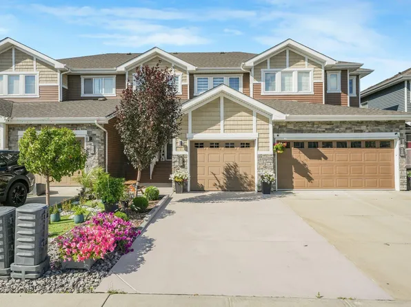 30 Ebbers Close NW, Edmonton, AB T5Y 3Y6