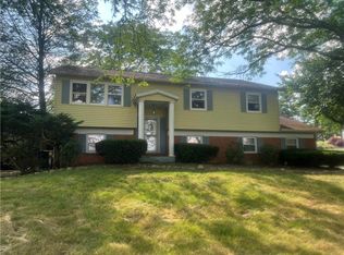 5436 Ridge Rd, Slatington, PA 18080