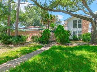 5218 Contour Pl, Houston, TX 77096