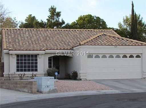 1st image of 9620 Lazy River Dr