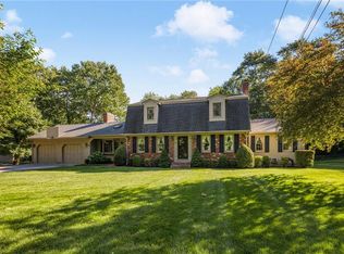 82 Austin Ave, Smithfield, RI 02828