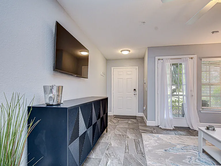 8923 Manor Loop #106 — Photo 6