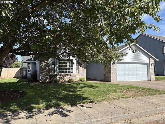 2nd image of 266 SE 10th Ave
