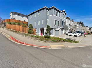 10001 Kings Landing Avenue NW, Bremerton, WA