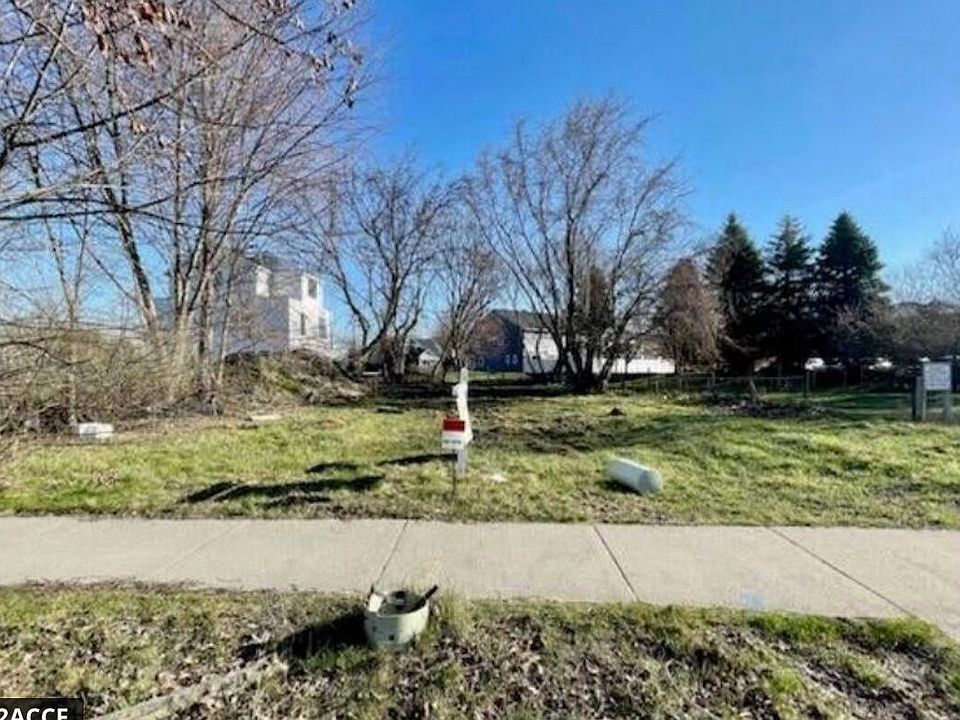 1st image of 309 Jackson St