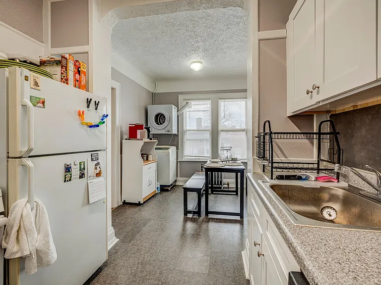 Heights Apartments on Overlook — Photo 4