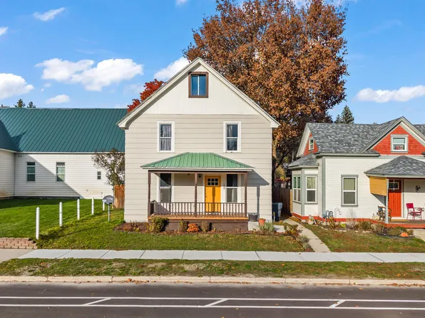 208 W Main Ave, Chewelah, WA 99109