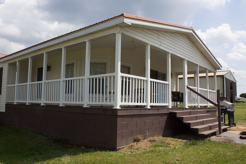 204 Main St, Troutville, PA 15866 Zillow